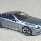 Q493-001 Модель автомобиля BMW M6 (есть дефект) 1/18 Kyosho