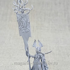 Сборная миниатюра из смолы Знаменосец лесных эльфов, 28 мм, Золотой дуб