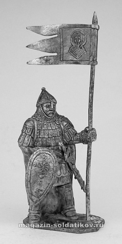 Миниатюра из олова 015 РТ Княжеский дружинник с флагом, 54 мм, Ратник