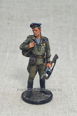 Миниатюра из олова Морской пехотинец с автоматом 1943-45 гг., 54 мм, Студия Большой полк (ИЛ2375.14.01.54) (ИЛ2375.14.01.54 )