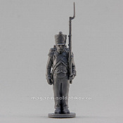 Сборная миниатюра из смолы Рядовой легкой пехоты, стоящий, Франция, 28 мм, Аванпост - фото