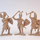 Солдатики из мягкого резиноподобного пластика Германские рыцари - 3 (бежевый цвет), н 6 шт, 1:32, Солдатики Публия