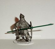 Пеший воин с копьём. 2-я линия, 28 мм Varang Miniatures - фото