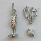 Сборная миниатюра из металла Сержант-орлоносец легкой пехоты, стоящий, Франция, 28 мм, Аванпост