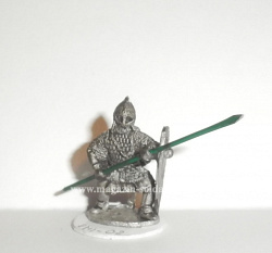 Пеший воин с копьём. 2-я линия, 28 мм Varang Miniatures (RMI-02) (RMI-02 )