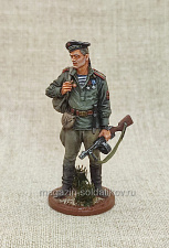 Морской пехотинец 1944-45 гг., 54 мм, Студия Большой полк - фото