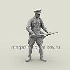 Сборная фигура из смолы SM 3122 Капитан РККА с трофейным мечом син-гунто. Халхин-Гол. 1939 г., 1:35, SOGA miniatures (SM-3122) (SM-3122)