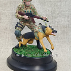Боец СВО с собакой 1/16 ICM (549-002) (549-002)