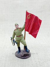 Ефрейтор РККА с красным знаменем 1945 г.54 мм - фото