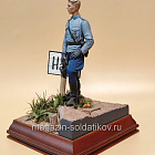 Финский лётчик (смола) - в росписи 1/9 (200 мм) (Q455-057) (Q455-057)