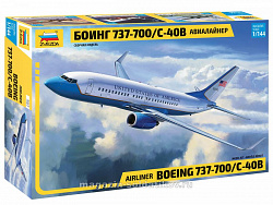 Сборная модель из пластика Пассажирский авиалайнер Боинг 737-700 С-40B (1:144) Звезда
