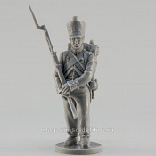 Сборная миниатюра из смолы Сержант фузилёрной роты в бою, Франция, 28 мм, Аванпост - фото