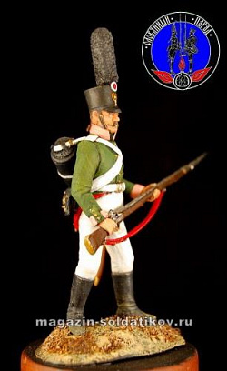 Сборная миниатюра из металла Рядовой пехотного полка 1805 г, 1:30, Оловянный парад