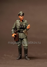 Сборная фигура из смолы SM 3520 Офицер дивизия «Гроссдойчланд», 1939 г., 1:35, SOGA miniatures - фото