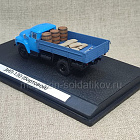 Масштабная модель в сборе и окраске ЗИЛ-130 (бортовой) 1/72 (Q208-118) (Q208-118)