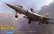 Сборная модель из пластика МиГ-23ПД Советский перехватчик (1/72) Art Model - фото