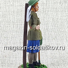 Девушка - инструктор МПВО с ручной сиреной, 1941-44 гг. СССР, 54 мм